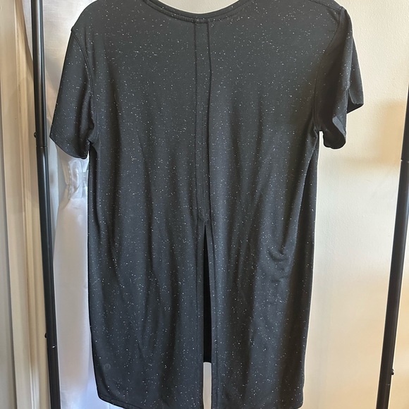 Lululemon Part Ways Tee - Black / White - Size 4 - Picture 5 of 7